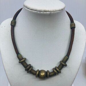 Vtg brass leather hippy boho rock necklace